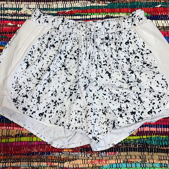 Avia Pants - Avia double lined shorts